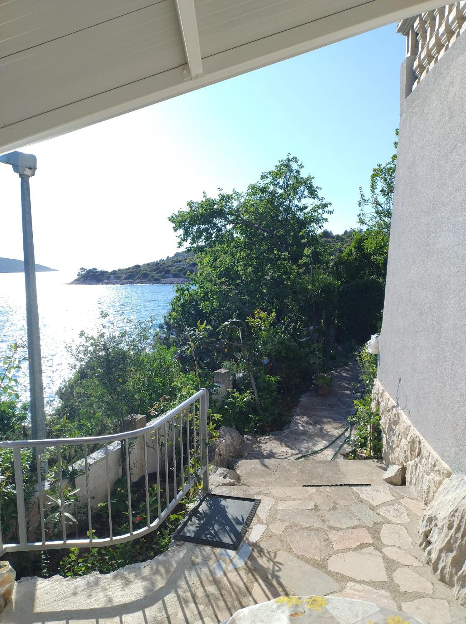 Ferienwohnung Direkt Na Moru - Bungalov Šibenik Exterior foto