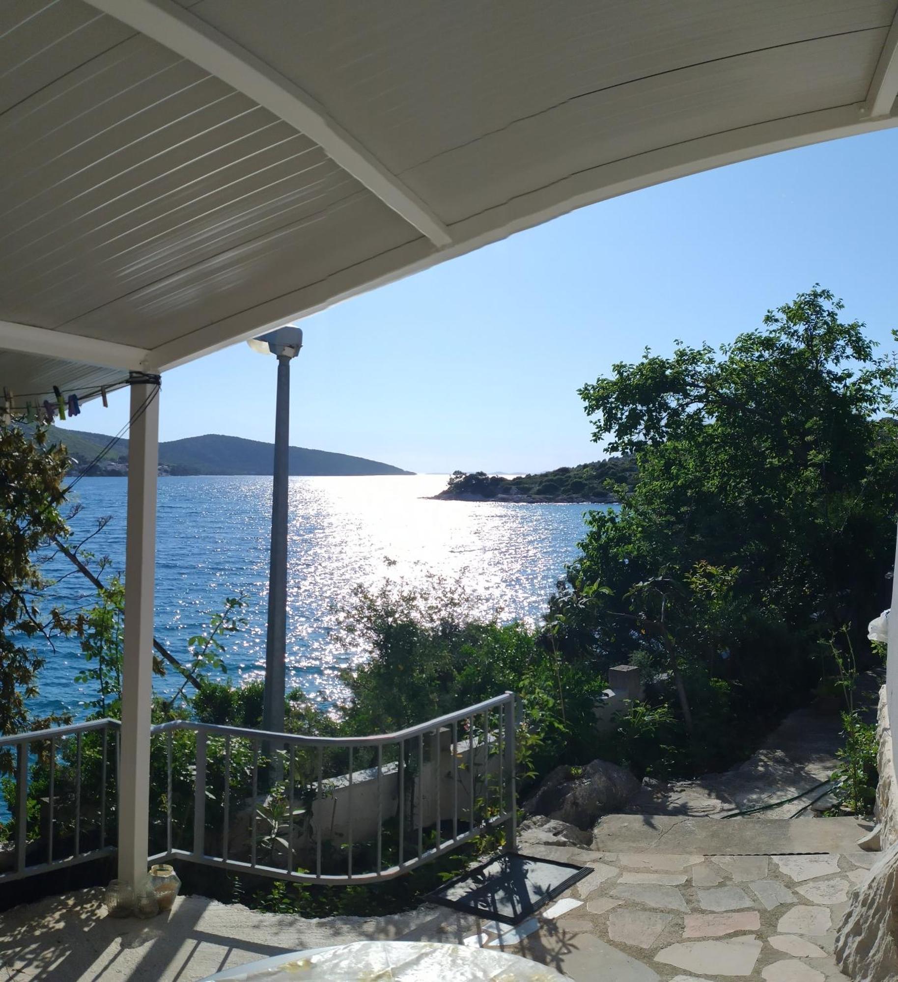 Ferienwohnung Direkt Na Moru - Bungalov Šibenik Exterior foto